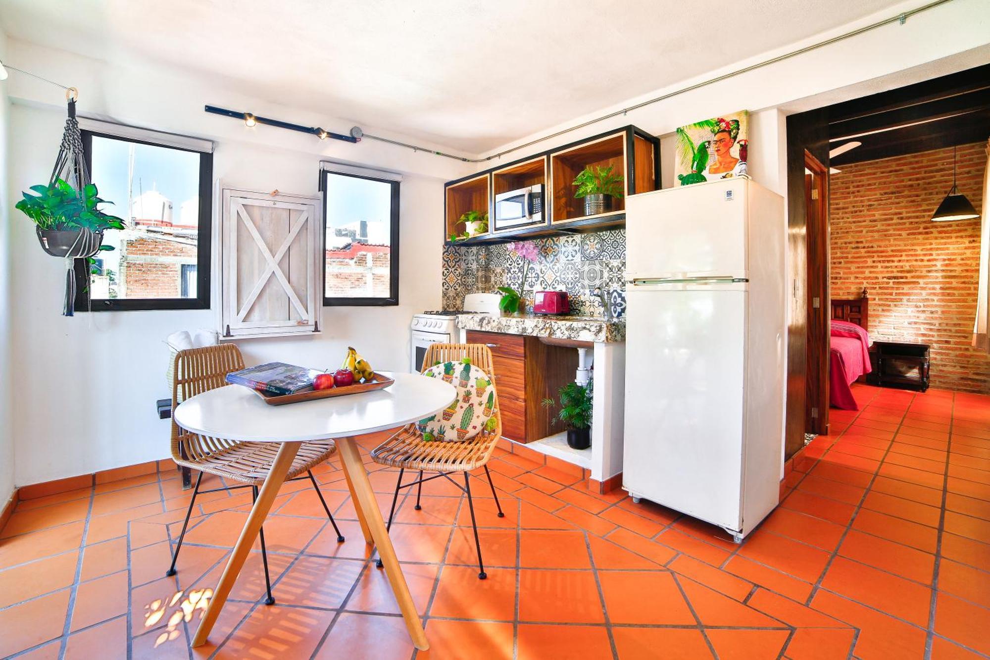 Suite Kitchenette